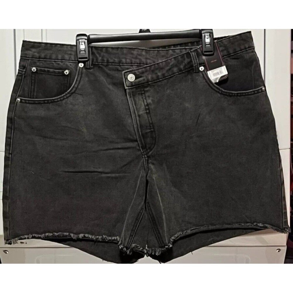NOBO No Boundaries Crossover Cutoff Jean Denim Shorts Juniors Plus Size 17